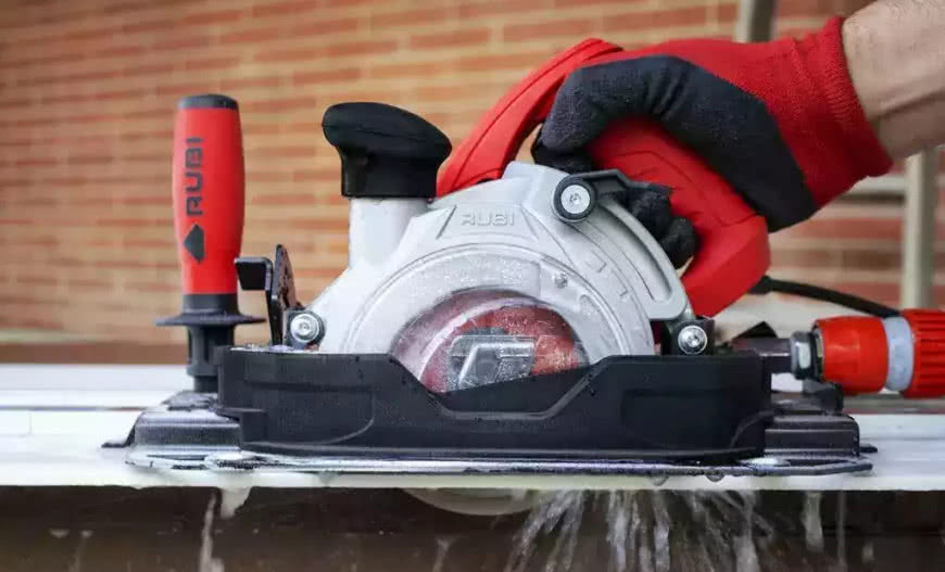 Przecinarki elektryczne dla glazurników