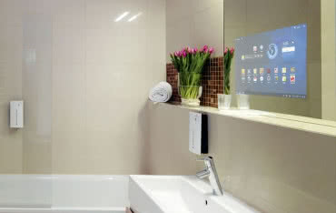 Inteligentne lustra zintegrowane - efekt współpracy NSG Group i visualplanet™