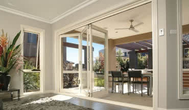 Nietypowe okucia do okien przesuwnych