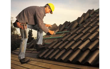 Wymiana pokrycia dachu i orynnowania