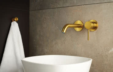 Moza Brushed Gold - kolekcja baterii łazienkowych KFA Armatury