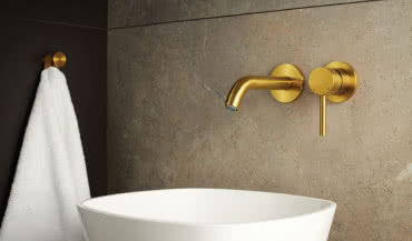 Moza Brushed Gold - kolekcja baterii łazienkowych KFA Armatury