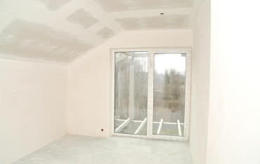 Jak zrobić idealnie gładkie ściany? Oto sprawdzony sposób krok po kroku!