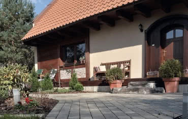 Przygotowanie i odnowienie zniszczonej nawierzchni tarasu