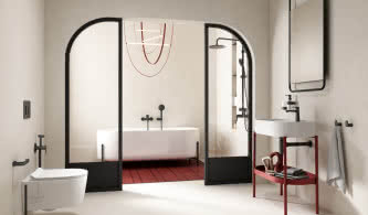 Matowa czerń w łazience – jak urządzić wnętrze z czarną armaturą krok po kroku