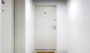 Drzwi prawe czy lewe? Jak je rozróżnić? Które wybrać?