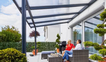 Z czego wykonać zadaszenie tarasu i czym je pokryć?