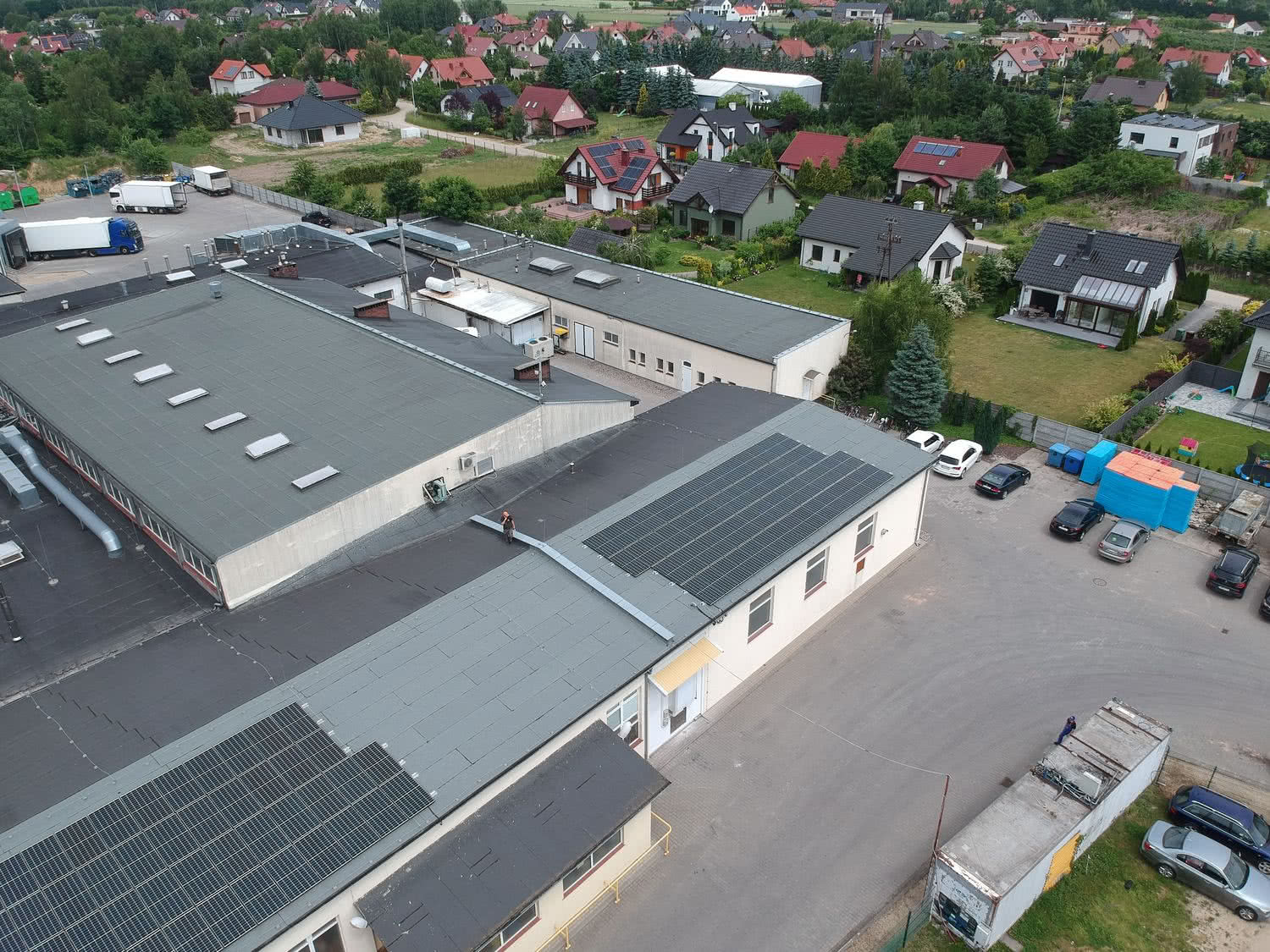 Instalacja fotowoltaiczna z magazynami energii