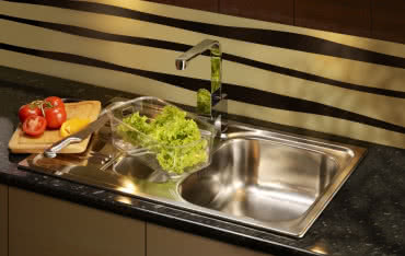 Produkty Deante pomagają oszczędzać wodę w kuchni