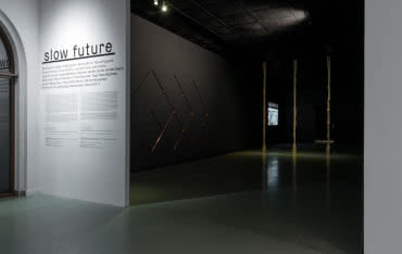 Wystawa w warszawskim CSW “Slow Future” z udziałem Sikkensa