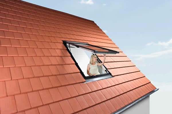 Okno uchylno-wysokoosiowe Designo R8