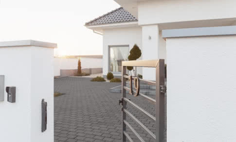 Jak odnowić kostkę brukową? 