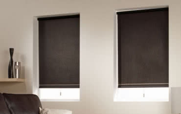 Jak wyczyścić różnego rodzaju osłony okienne?