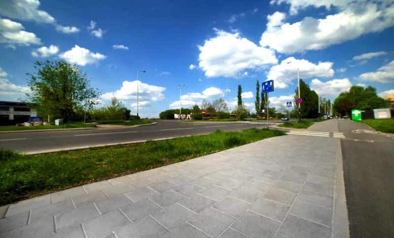 Libet dostarcza płyty na łódzkie chodniki