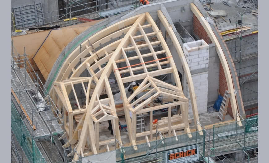 Zabytkowy dach we Frankfurcie odnowiony dzięki materiałom Jagram-Pro