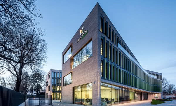 Nagradzany biurowiec Ericpol Software Pool ze szkłem firmy Guardian