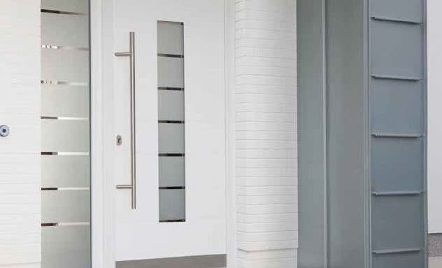 Drzwi zewnętrzne GENEO ® z tworzywa kompozytowego rau-fipro®