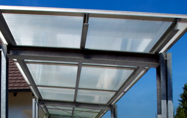 Czy warto inwestować w przezroczyste pokrycia dachowe?