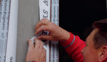 SOUDAL WINDOW SYSTEM - skuteczna ochrona przed wilgocią w warstwie izolacji wokół okna