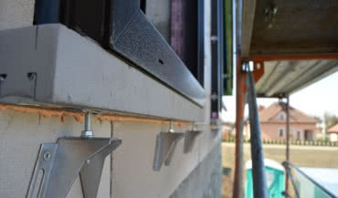 Montaż stolarki nowatorską metodą KiK po raz pierwszy w praktyce