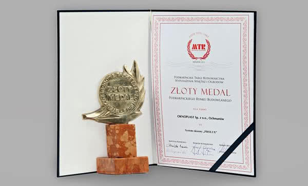 Złoty medal dla okna Prolux