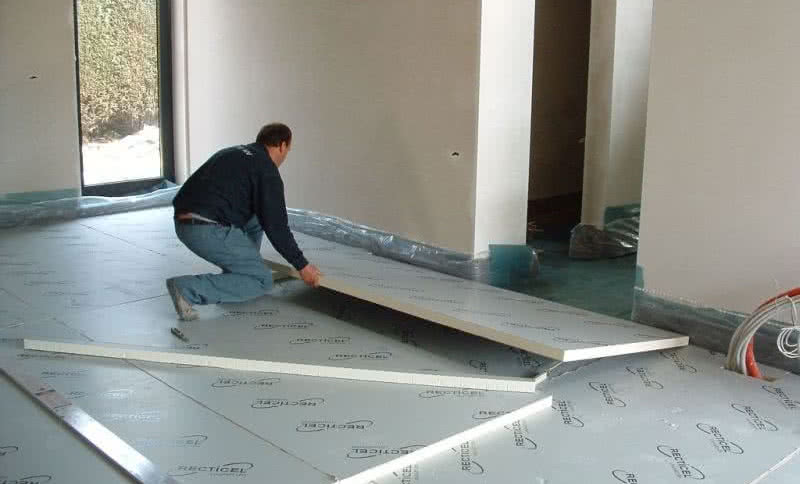 Jak prawidłowo dobierać płyty poliuretanowe PIR?