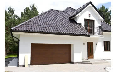 Bramy garażowe z napędem – jaki rodzaj wybrać?