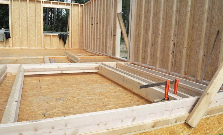 Dlaczego warto budować z drewna? Domy modułowe prefabrykowane