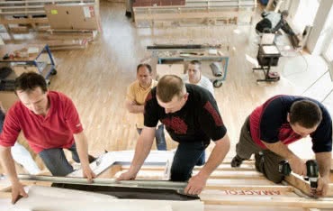 Dekarze ustanowią rekord w szybkości montażu okna dachowego