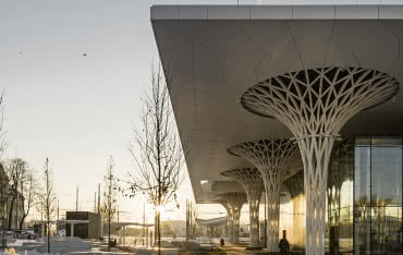Szkło Saint-Gobain rozświetla i chroni nowy Dworzec Metropolitalny w Lublinie