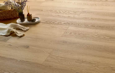 Czym różnią się panele winylowe od zwykłych?