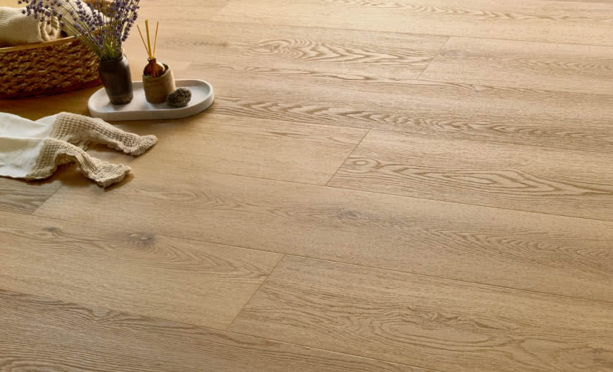 Czym różnią się panele winylowe od zwykłych?