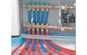 Obieg wody w ogrzewaniu podłogowym