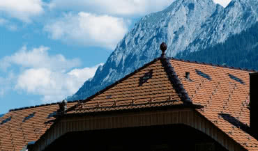 Jakie dachy sprawdzą się w górskim klimacie?