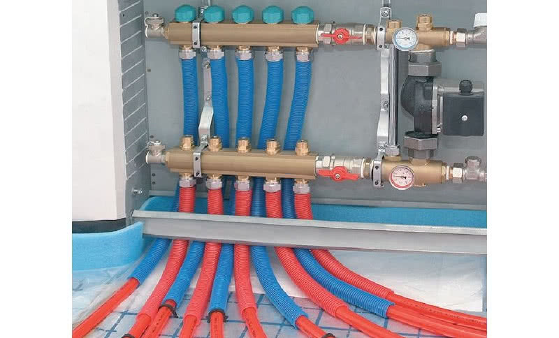 Obieg wody w ogrzewaniu podłogowym