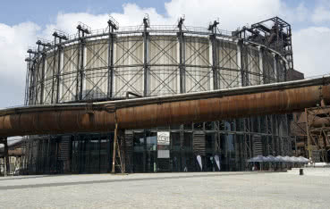 Hala Gong w Ostrawie z systemami ALUPROF