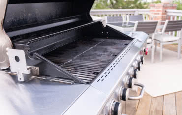 Jak prawidłowo czyścić grill gazowy?