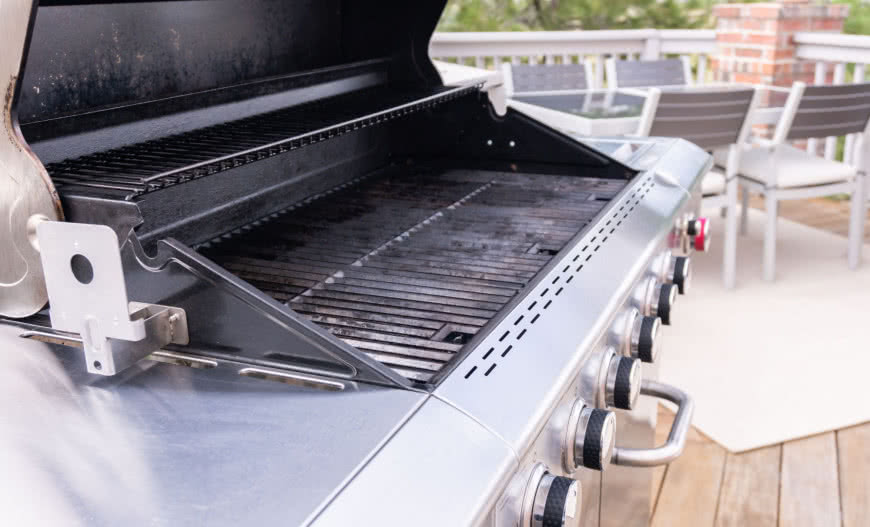 Jak prawidłowo czyścić grill gazowy?