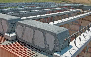 Stropy gęstożebrowe - poznaj zalety i wady stropów Teriva