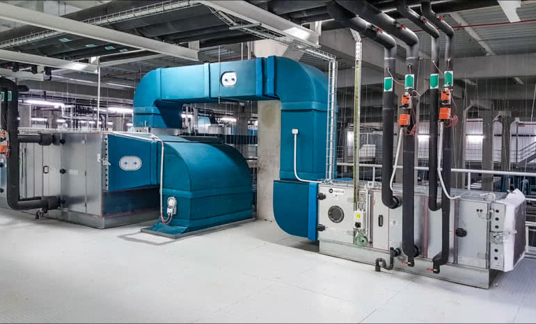 Bezpieczeństwo pożarowe izolacji instalacji: co daje technologia ArmaPrene?