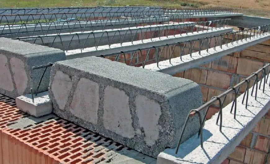 Stropy gęstożebrowe - poznaj zalety i wady stropów Teriva