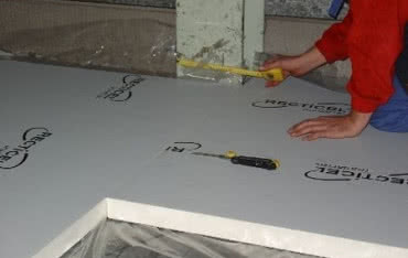 Najcieńsza termoizolacja posadzki - izolacyjne płyty Eurofloor 