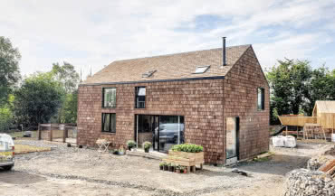 Okna dachowe Keylite w domu skandynawskim