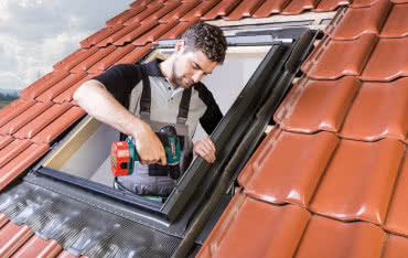 Bezpłatne szkolenia montażowe dla dekarzy