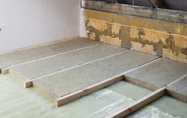 Ciepły strop nad najwyższą kondygnacją