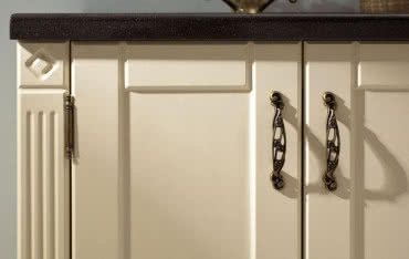 Meble łazienkowe Antado odporne na wilgoć