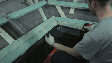 Jak montować panele dachowe na rąbek?