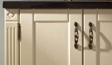 Meble łazienkowe Antado odporne na wilgoć