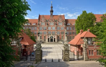 Rektorzy polskich uczelni technicznych apelują o ministerstwo budownictwa 