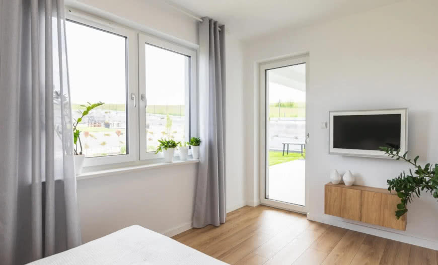 Okno 3-szybowe czy 2-szybowe? Sprawdź, co się realnie opłaca